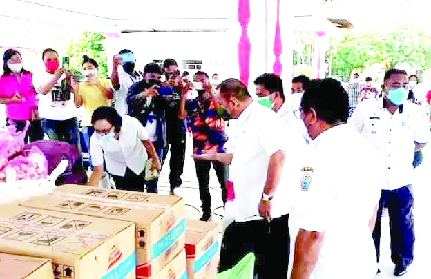 Maknai HUT ke-19, Pemkab Talaud Gelar Pangan Murah